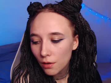 Robin_Yours Chaturbate stream image from April 23, 2025