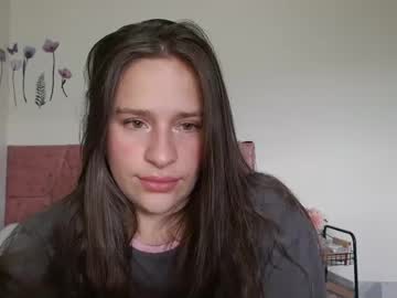 Serenity_Crystal Chaturbate stream image from April 23, 2025