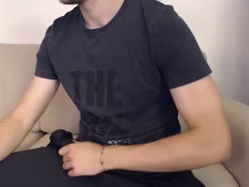 Studfromparis Chaturbate stream image from April 23, 2025