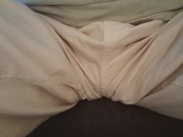 Camster732 Chaturbate stream image from April 23, 2025