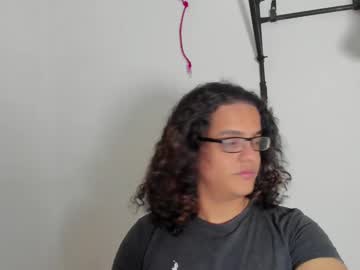 Elkingthe Chaturbate stream image from April 23, 2025