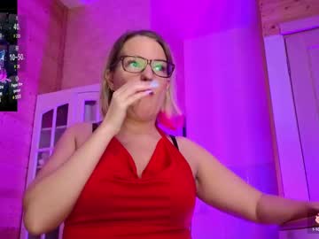 Findom_Lady_Shine Chaturbate stream image from April 23, 2025