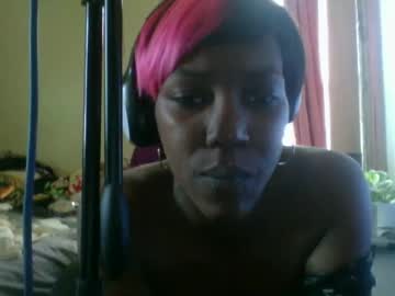 Malissabanks Chaturbate stream image from April 23, 2025