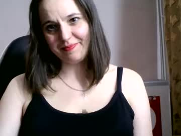 Melaniahhoty Chaturbate stream image from April 23, 2025