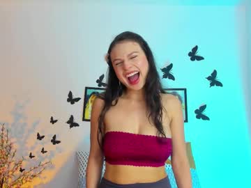Xxameliexx Chaturbate stream image from April 23, 2025