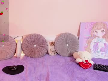 Akire_Charmed Chaturbate stream image from April 23, 2025