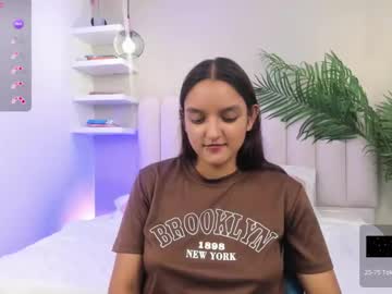Bella_Turner__ Chaturbate stream image from April 23, 2025
