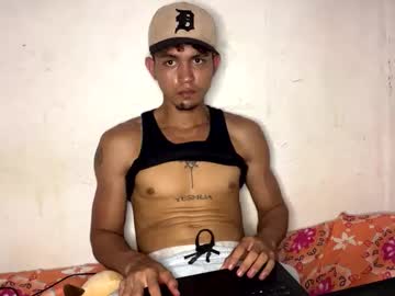 Dilan_Frozt Chaturbate stream image from April 23, 2025