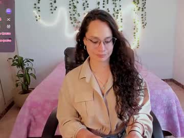 Emmatorres9 Chaturbate stream image from April 23, 2025