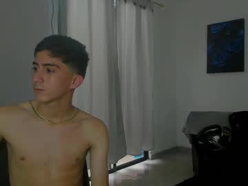 Esteban_Own_Room Chaturbate stream image from April 23, 2025
