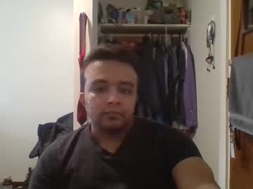 Manit21201 Chaturbate stream image from April 23, 2025