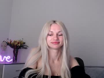 Missemma1111 Chaturbate stream image from April 23, 2025