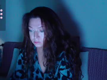 Onehotbigass Chaturbate stream image from April 23, 2025