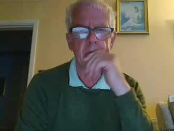 Aharfs2 Chaturbate stream image from April 23, 2025