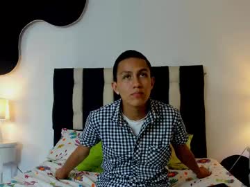 Cristian_Coral Chaturbate stream image from April 23, 2025