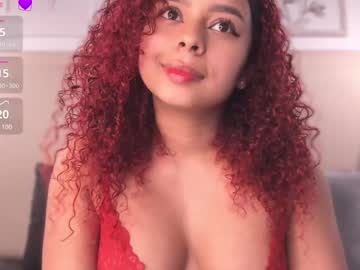 Lara_Jones_ Chaturbate stream image from April 23, 2025