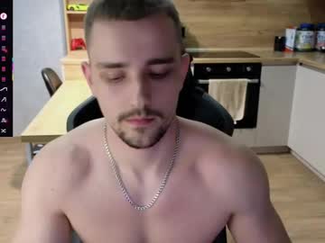 Larstar01 Chaturbate stream image from April 23, 2025