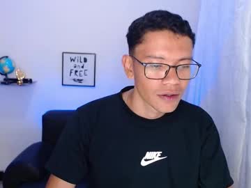 Maateoo19 Chaturbate stream image from April 23, 2025