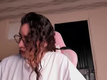 Alexandra_Clauss Chaturbate stream image from April 23, 2025
