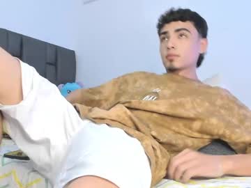 Allexserrano Chaturbate stream image from April 23, 2025