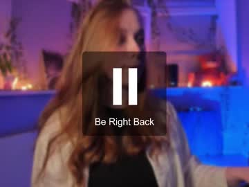 Chloegins Chaturbate stream image from April 23, 2025