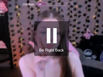 Shy_Serena Chaturbate stream image from April 23, 2025