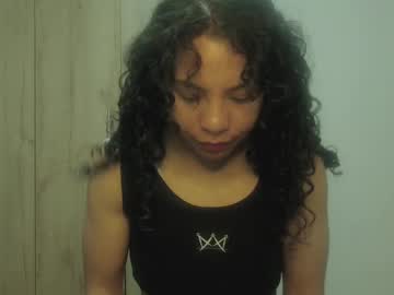Violet_Smmithh Chaturbate stream image from April 23, 2025