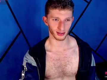 Andrewxbi Chaturbate stream image from April 23, 2025