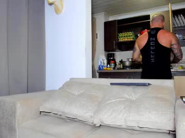 Johnnygrayson_ Chaturbate stream image from April 23, 2025