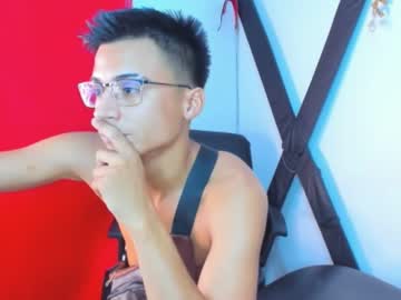 Lily_And_Jacob69 Chaturbate stream image from April 24, 2025