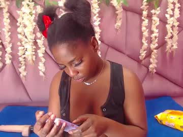 Cinty_Brunett Chaturbate stream image from April 24, 2025