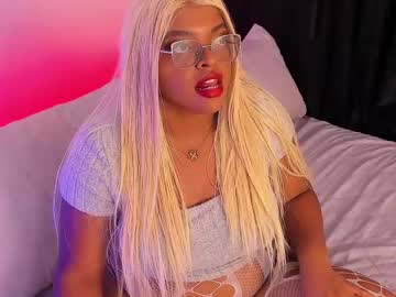 Conielaurenth Chaturbate stream image from April 24, 2025