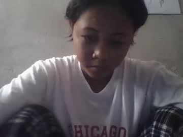Inn0cent_Kiarah Chaturbate stream image from April 24, 2025