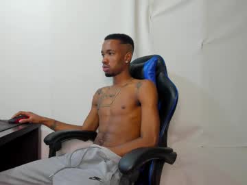 Kofi_Exotic_ Chaturbate stream image from April 24, 2025