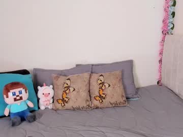 Laura1__ Chaturbate stream image from April 24, 2025