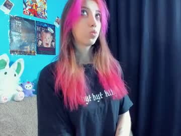 Sell0n Chaturbate stream image from April 24, 2025