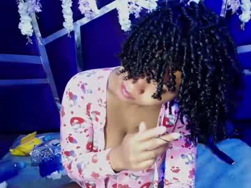 Candybron Chaturbate stream image from April 24, 2025