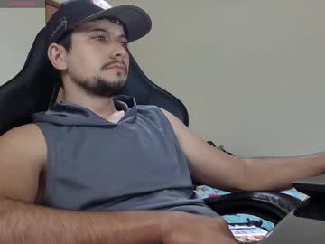 Yacklol Chaturbate stream image from April 24, 2025