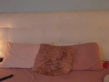 Zowi_Hottiee Chaturbate stream image from April 24, 2025
