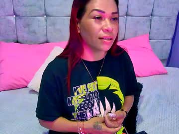Moon_Sweetx Chaturbate stream image from April 24, 2025