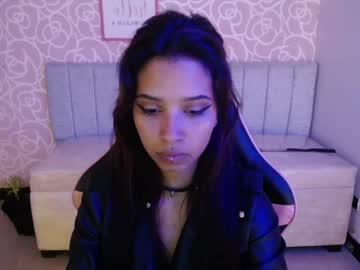 Nilia_Ch Chaturbate stream image from April 24, 2025