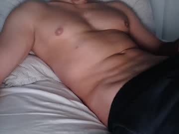 Aston0 Chaturbate stream image from April 24, 2025