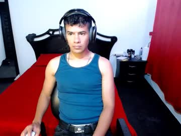 Davidkaloc Chaturbate stream image from April 24, 2025