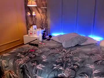 Isabelredrose_2 Chaturbate stream image from April 24, 2025