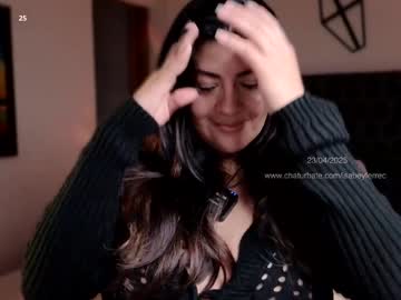 Isabeyferrec Chaturbate stream image from April 24, 2025
