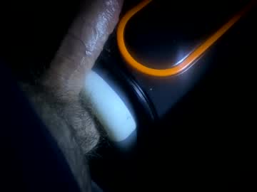 Thehandyman951 Chaturbate stream image from April 24, 2025