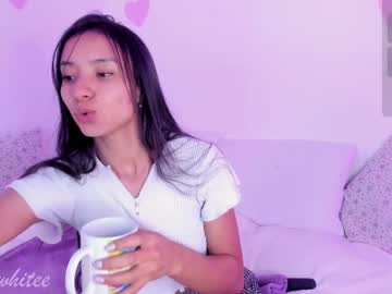 Aby_Whitee Chaturbate stream image from April 24, 2025
