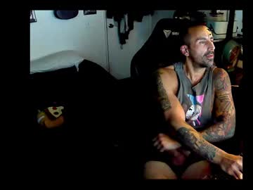 Sexymateo13 Chaturbate stream image from April 24, 2025