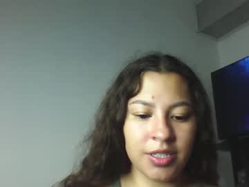 Vanecute Chaturbate stream image from April 24, 2025