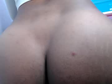 Asian_Ariana20 Chaturbate stream image from April 24, 2025
